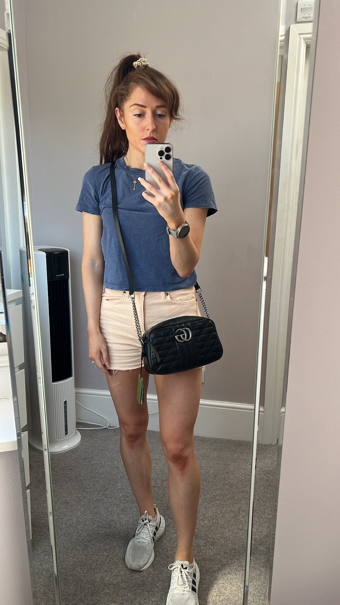 Gucci Chain Leather Shoulder Bag