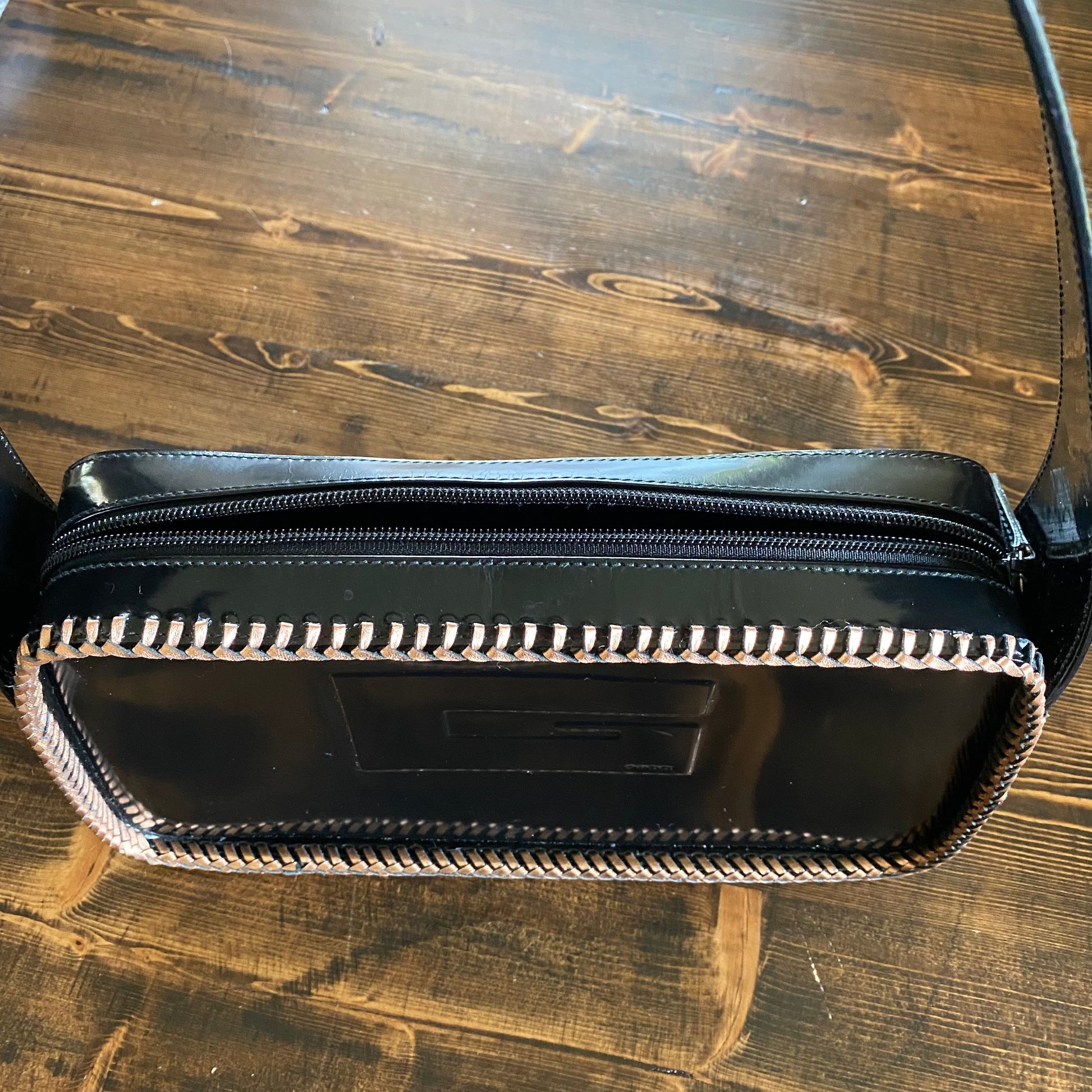 Gucci Leather Shoulder Bag