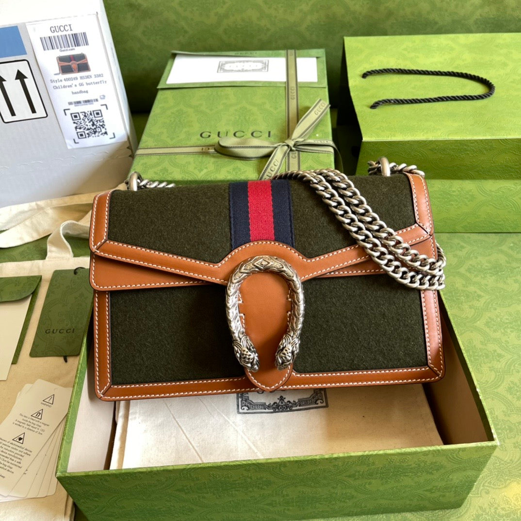 Gucci Chain Leather Shoulder Bag