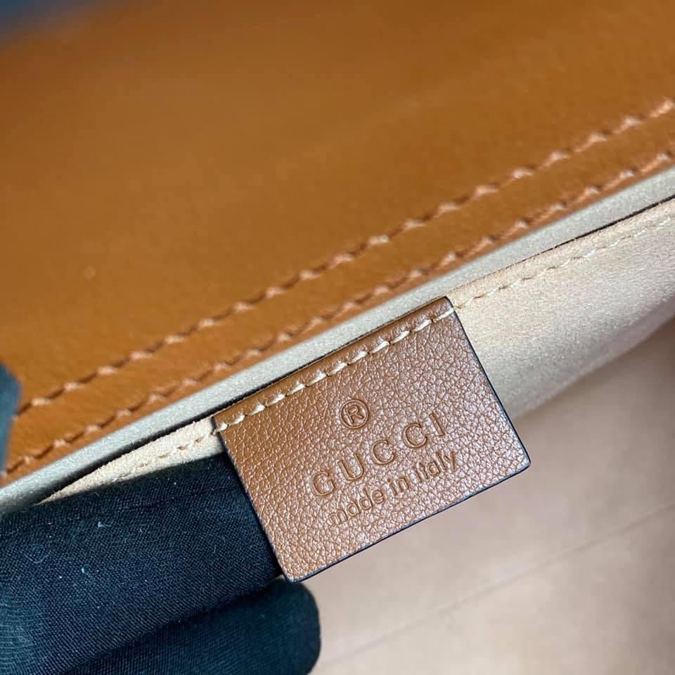 Gucci Leather Tote Style 16