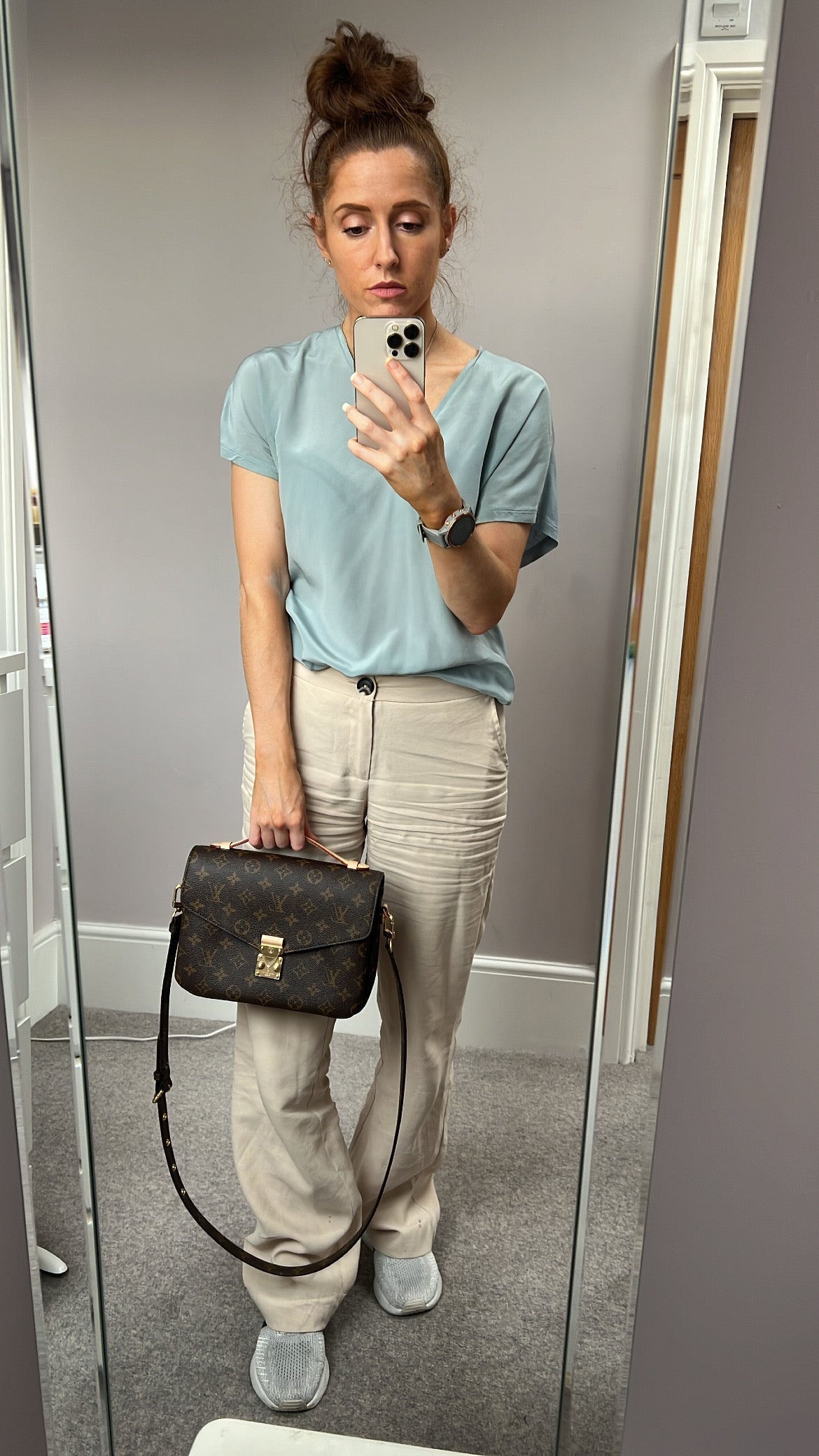 Louis Vuitton Pochette Metis Monogram (RRP £1,830) Clutch