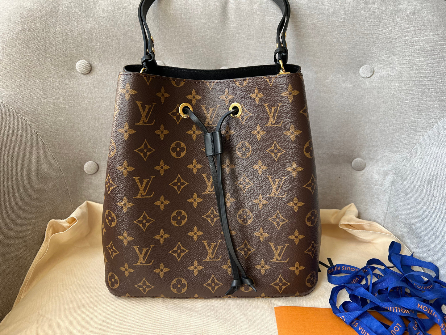 Louis Vuitton Neo Noe Monogram and Black (RRP £1,450) Handbag