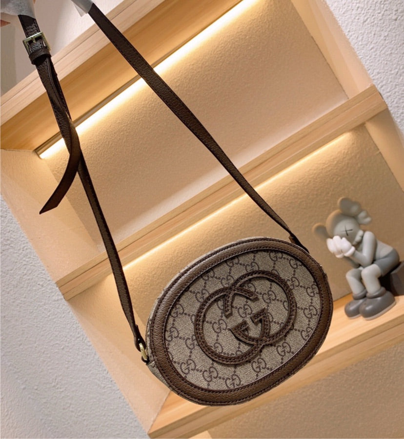 Gucci Crossbody Style 185