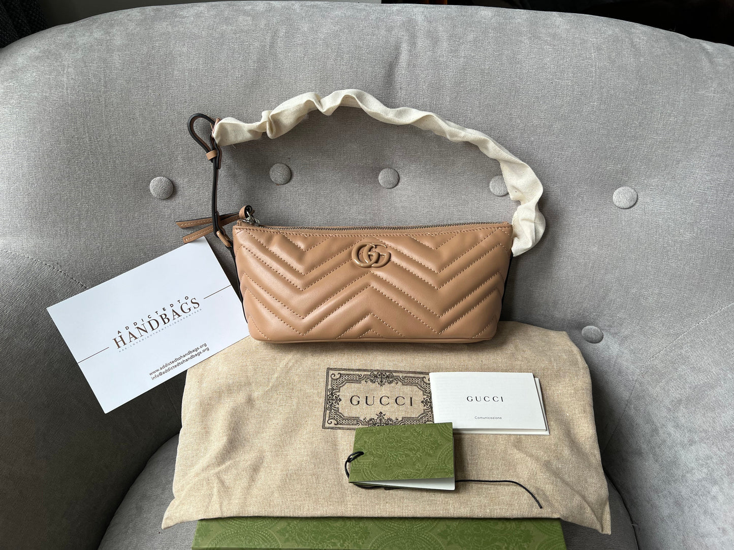 Gucci Baguette Leather Top Handle Shoulder Bag