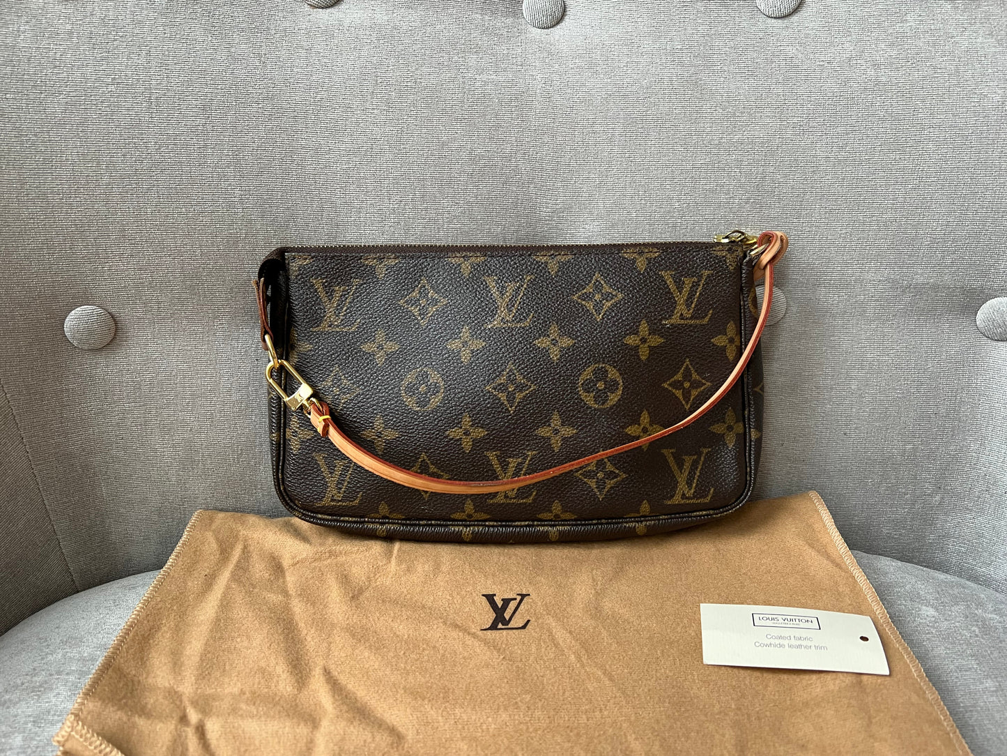Louis Vuitton Pochette Accessoires Monogram (RRP £915) Clutch