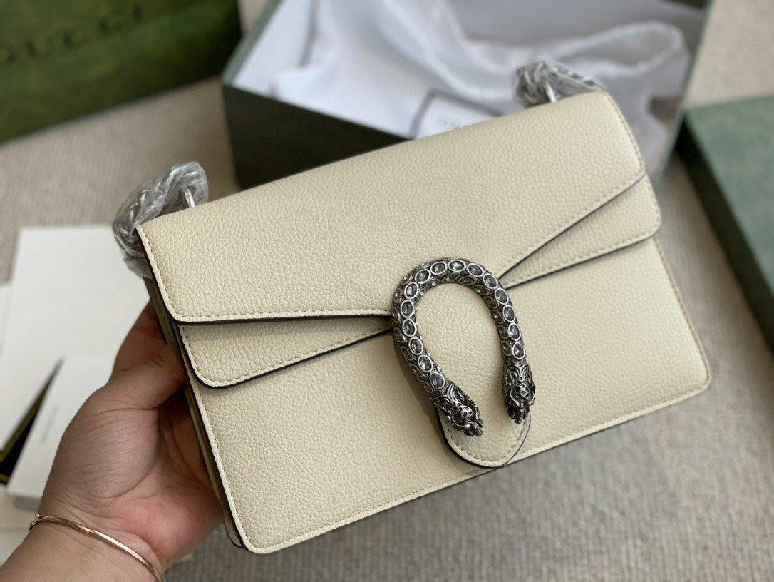 Gucci Chain Leather Shoulder Bag