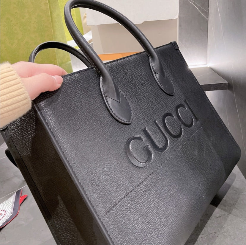 Gucci Black Handbag Style 5