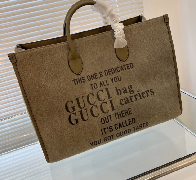 Gucci Suede Handbag Style 2