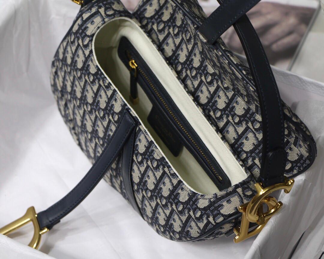 Gucci Crossbody