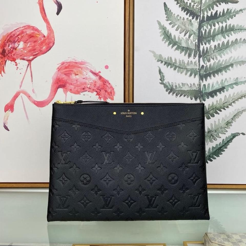 Louis Vuitton Daily Pouch Clutch