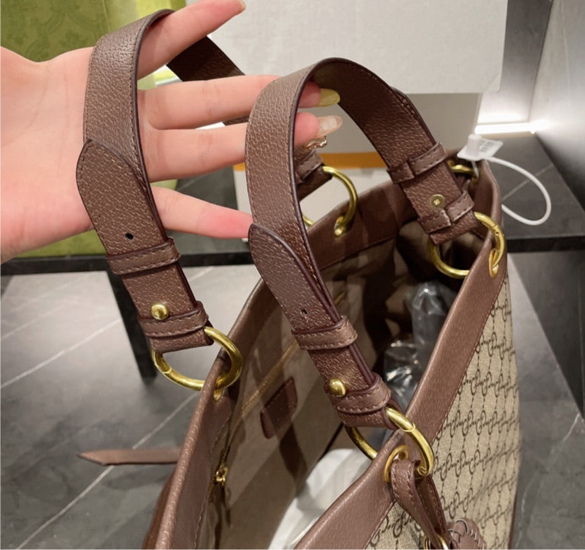 Gucci Woman Handbag Style 7