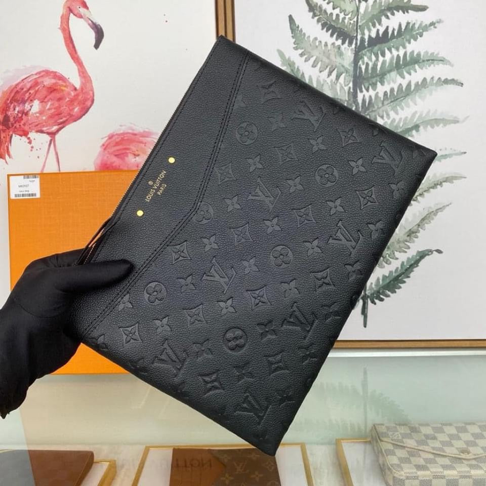 Louis Vuitton Daily Pouch Clutch