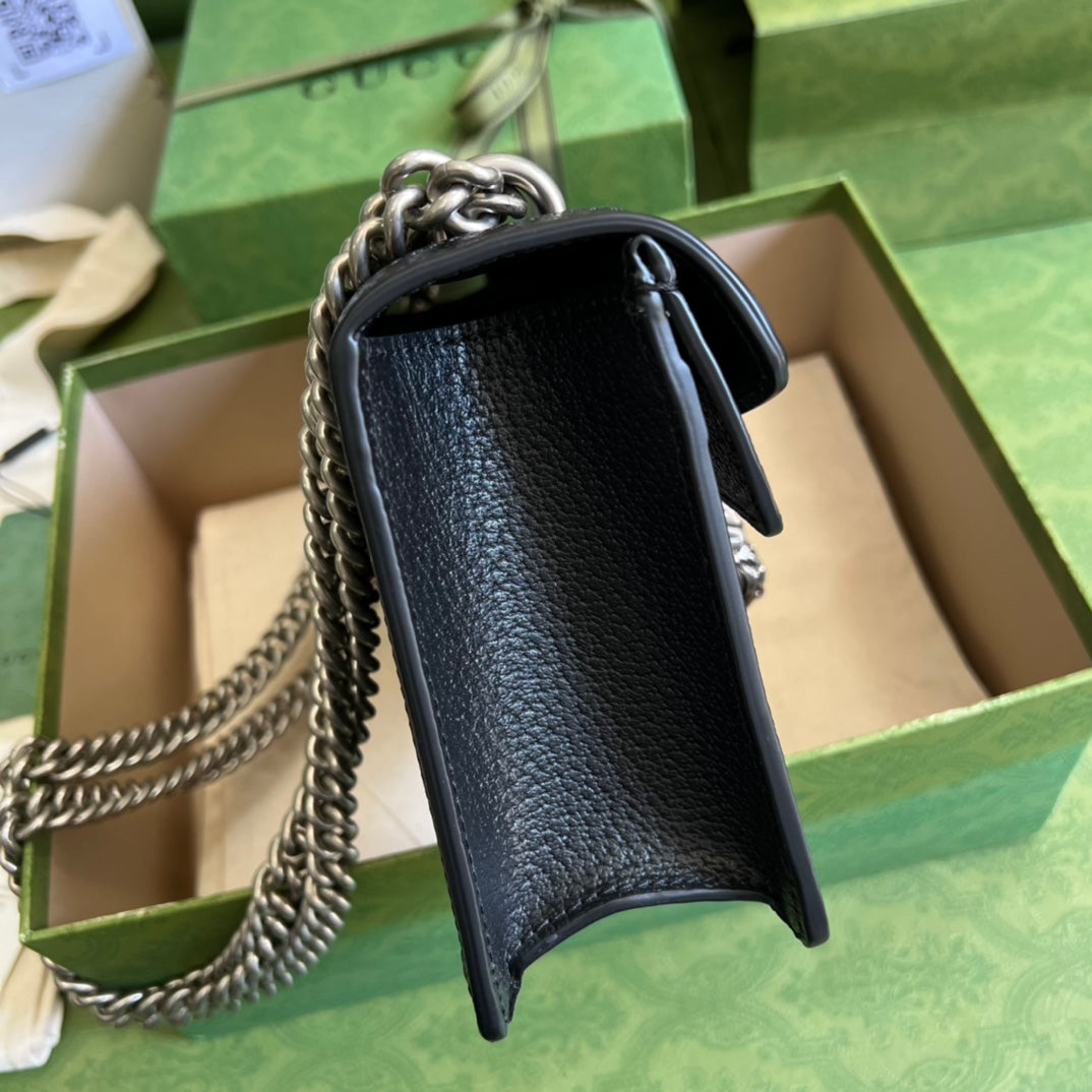 Gucci Chain Leather Shoulder Bag