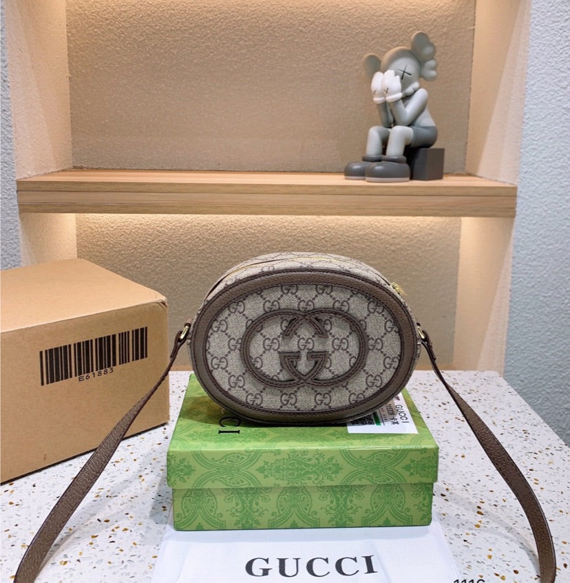 Gucci Crossbody Style 185