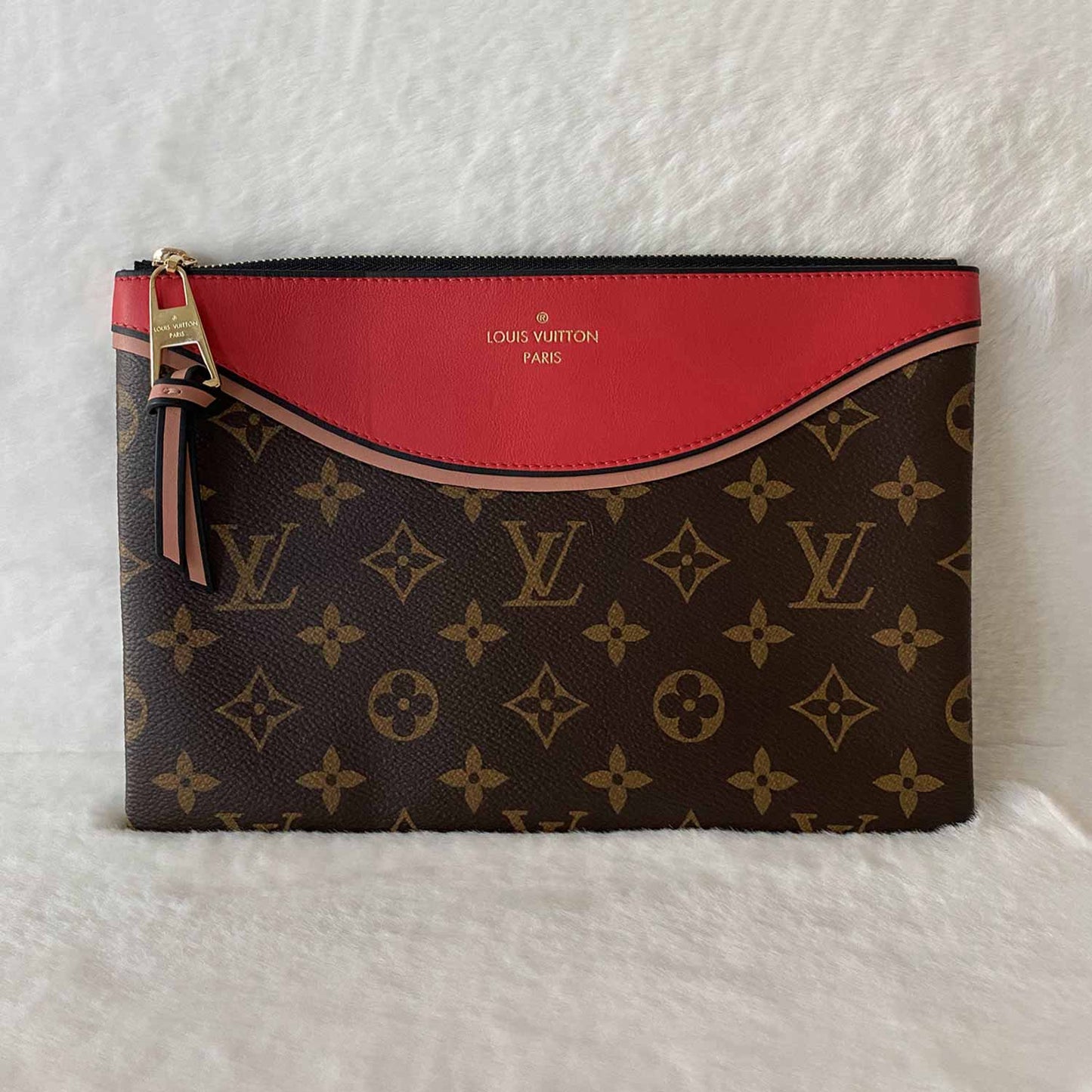 Louis Vuitton Monogram Tuileries Pouch Clutch