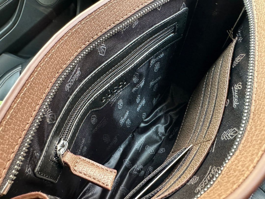 Gucci Clutch