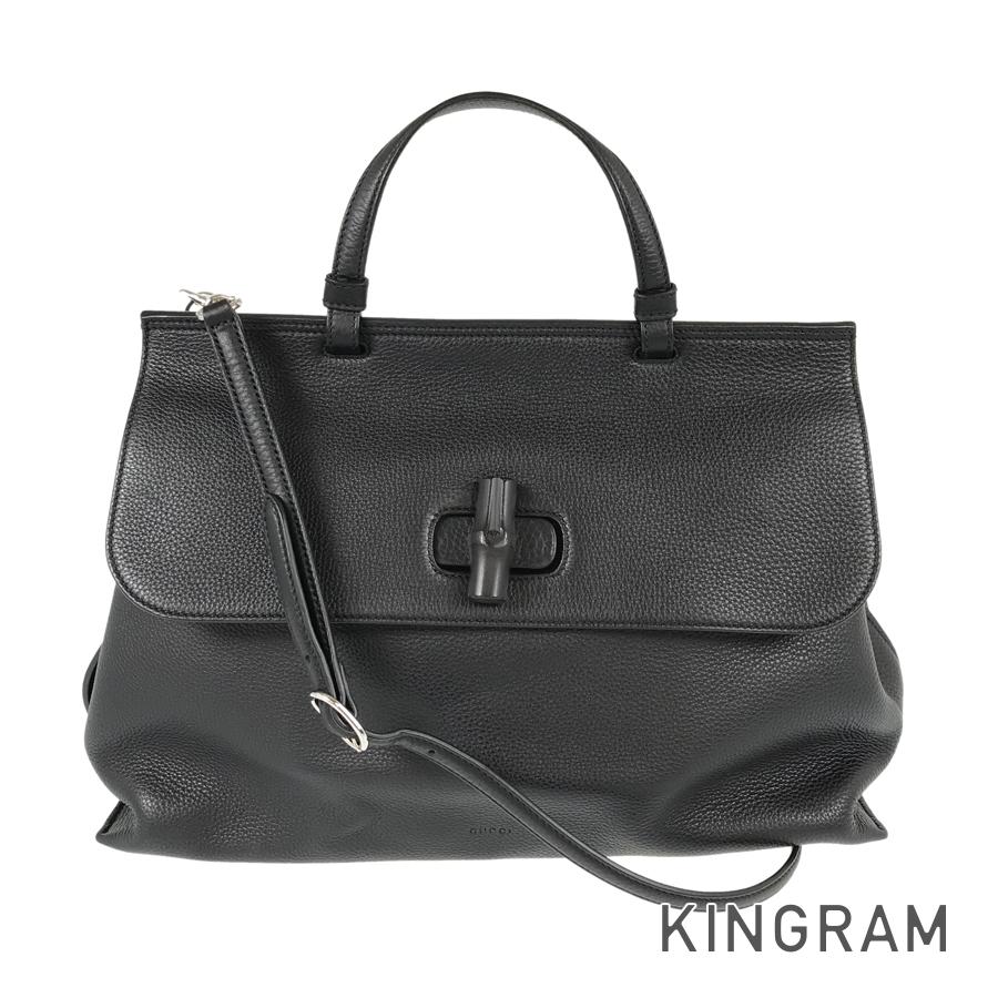 Gucci Twist Leather Shoulder Bag
