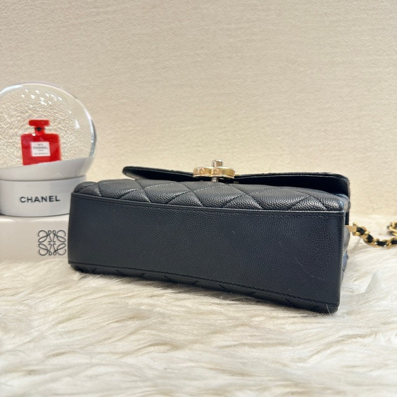 Chanel Shoulder Bag - Almora Bags