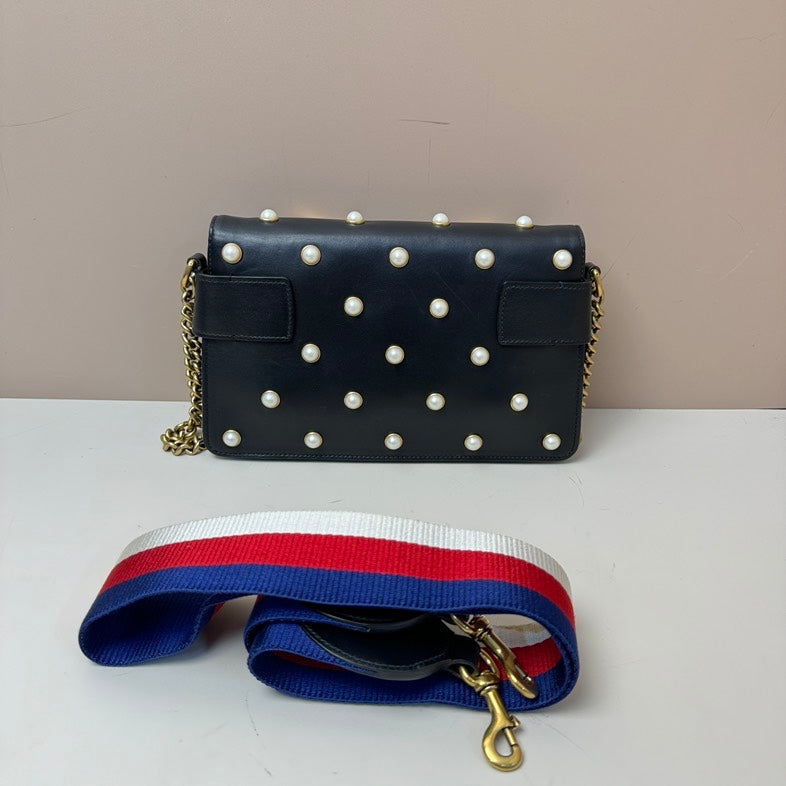 Gucci Chain Leather Shoulder Bag