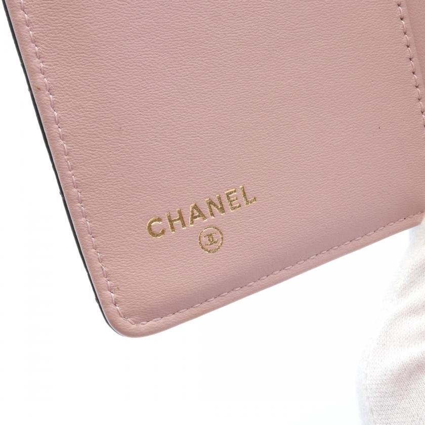 Chanel Matelassé Handbag Bag - Almora Bags