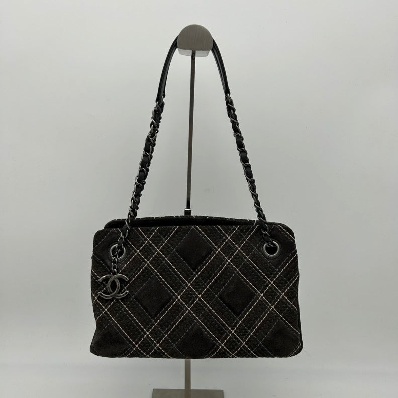 Chanel Shoulder Bag - Almora Bags