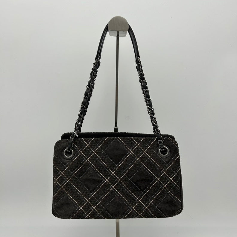 Chanel Shoulder Bag - Almora Bags