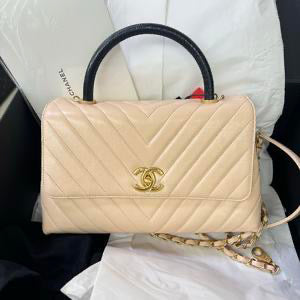 Chanel Shoulder Bag - Almora Bags