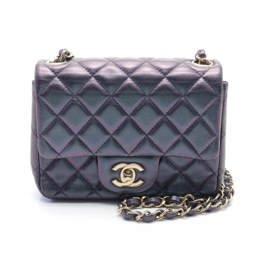 Chanel Matelassé Shoulder Bag - Almora Bags