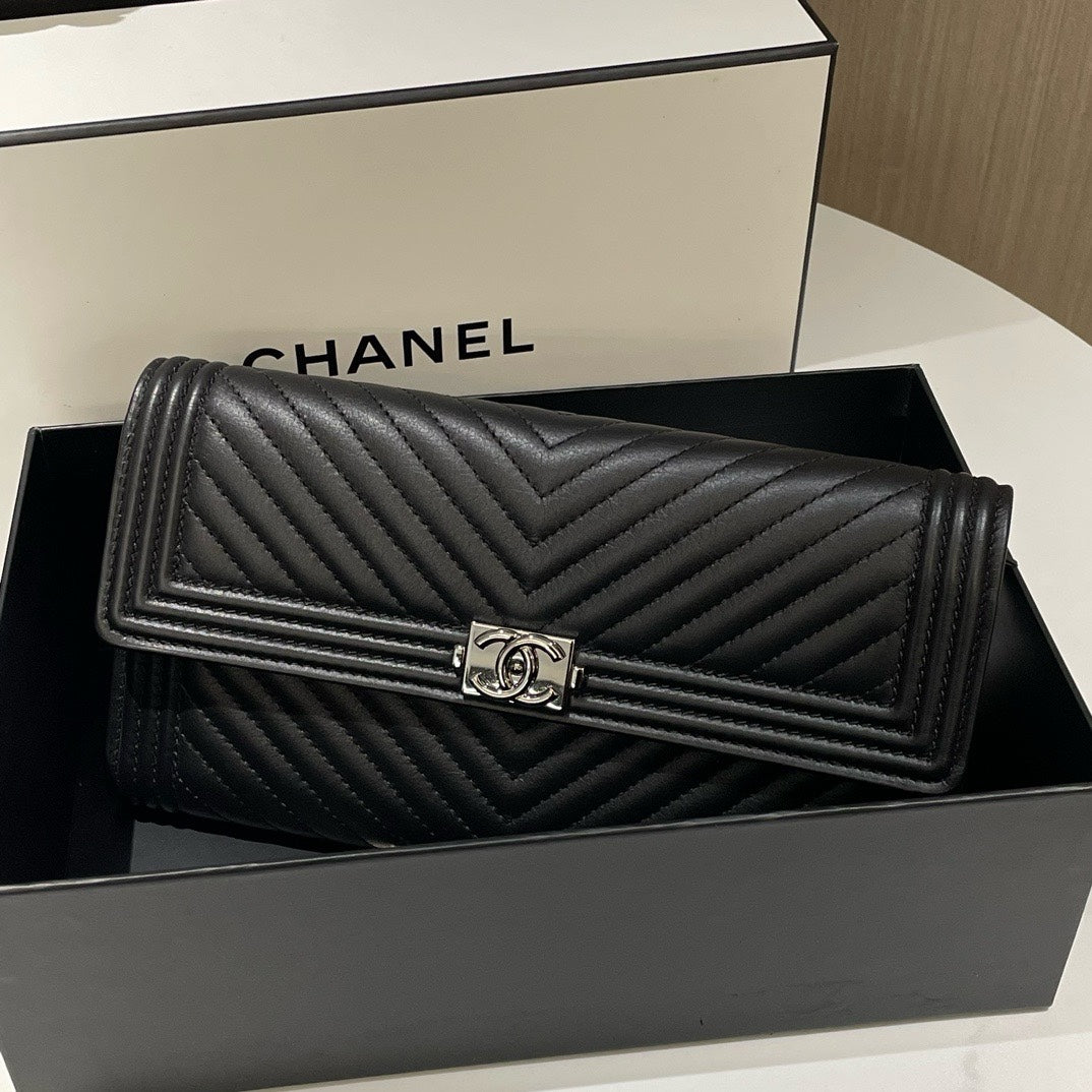 Chanel Boy Handbag Bag - Almora Bags