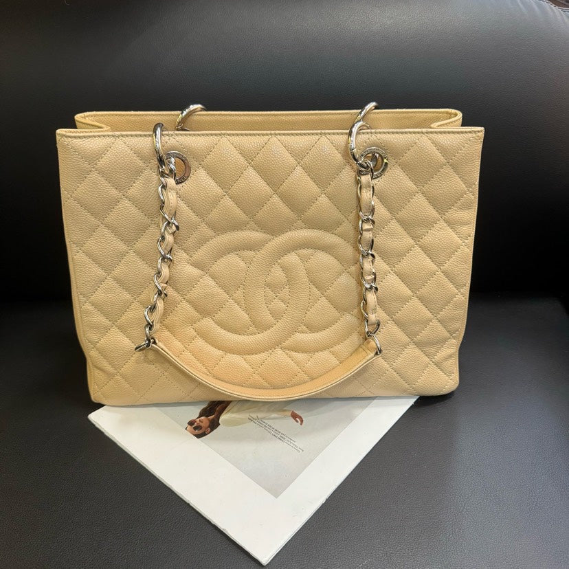 Chanel Tote Bag - Almora Bags