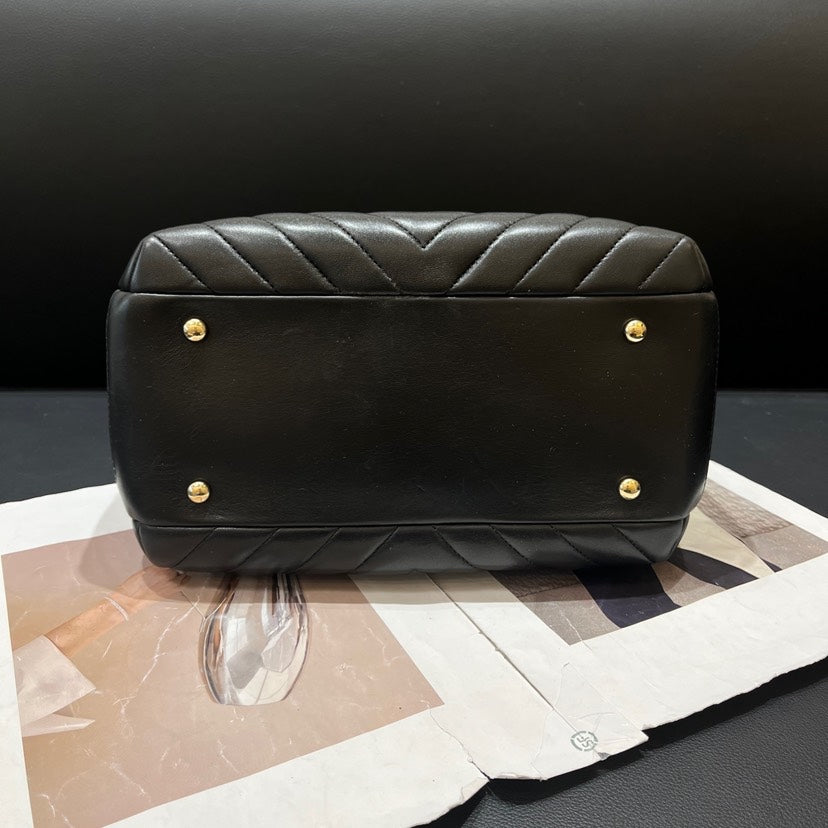 Chanel Crossbody Bag - Almora Bags