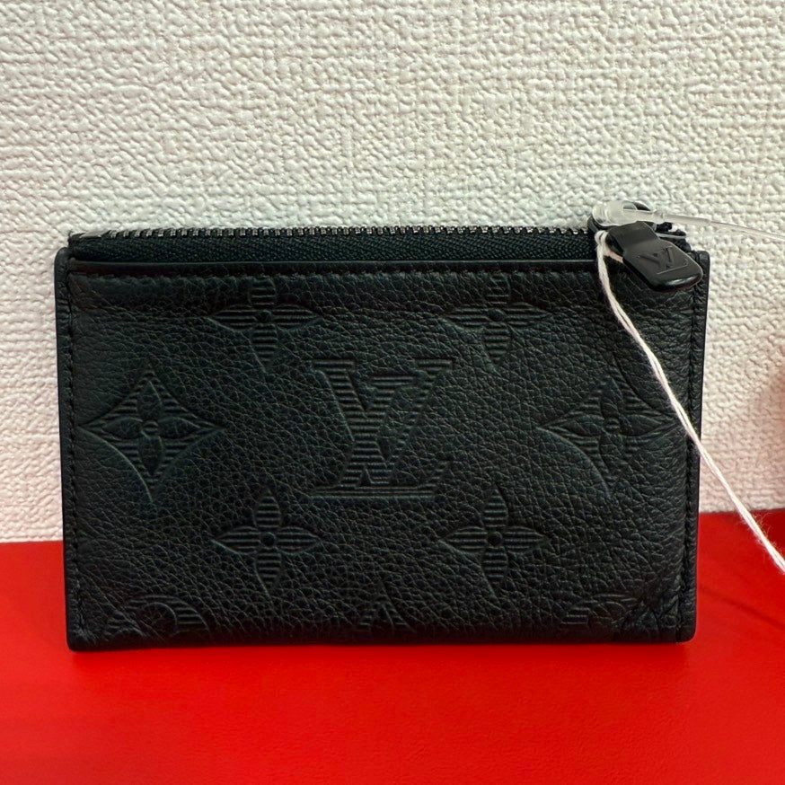 Louis Vuitton Black Leather Monogram Card Case FM9096