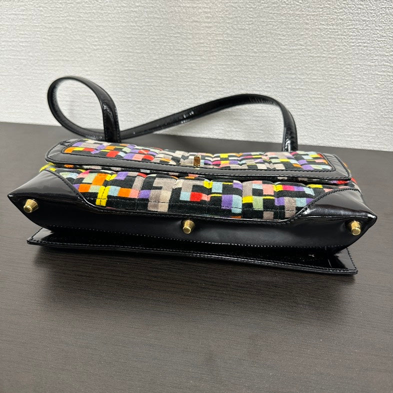Chanel Shoulder Bag - Almora Bags