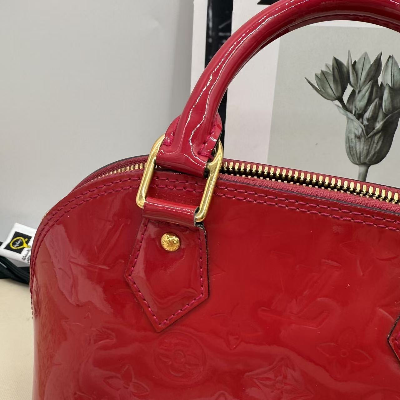 Louis Vuitton Alma PM Red Patent Leather Two-Way Handle Bag