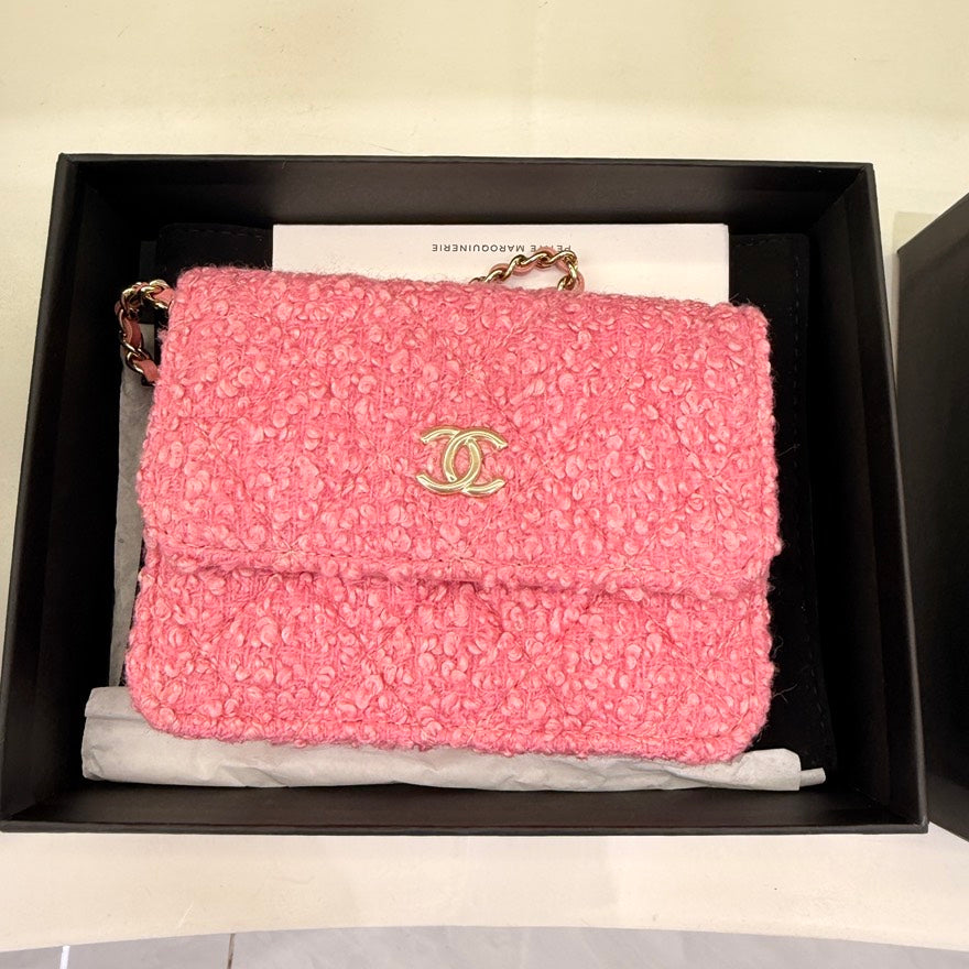 Chanel Shoulder Bag - Almora Bags