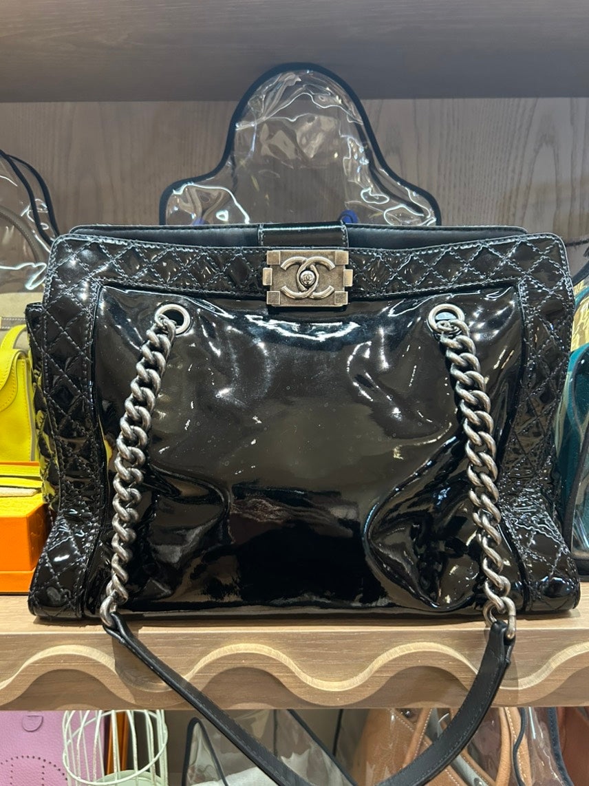 Chanel Shoulder Bag - Almora Bags