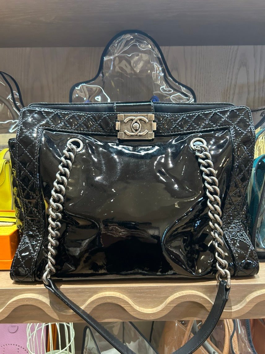 Chanel Shoulder Bag - Almora Bags