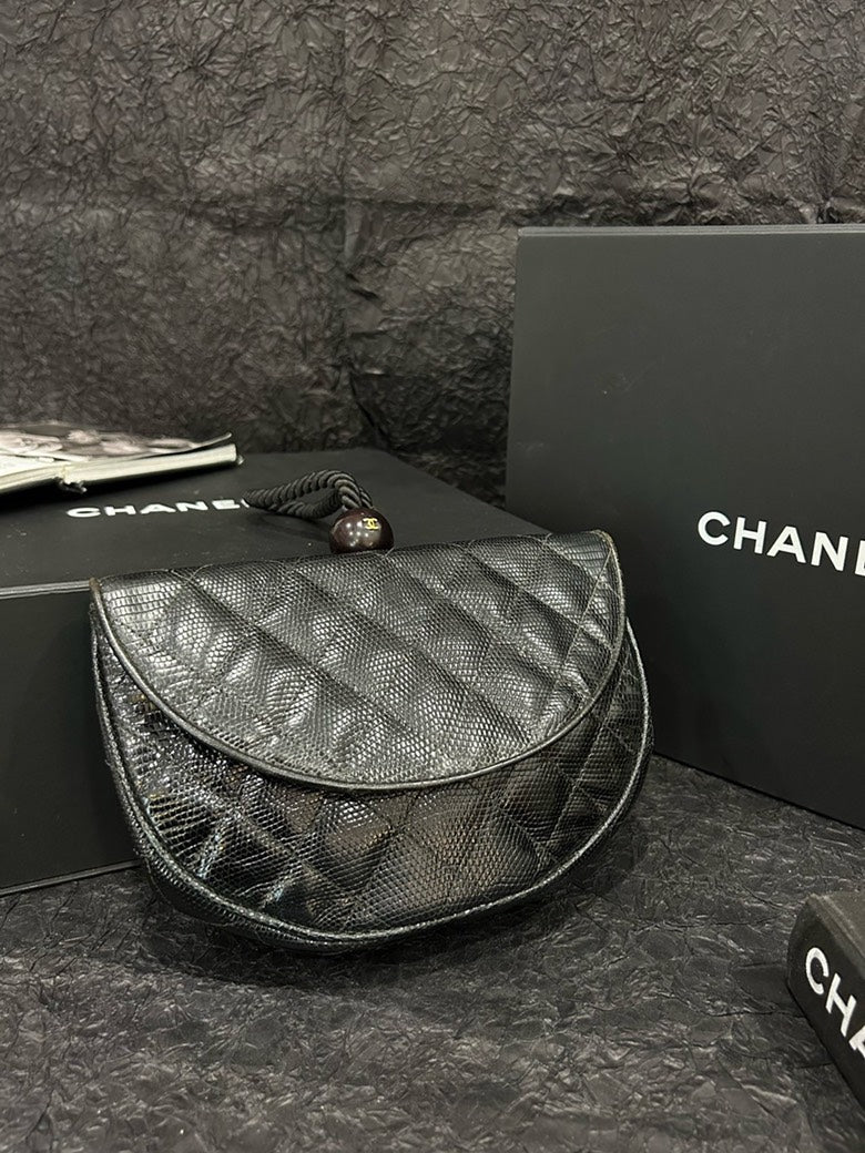 Chanel Saddle Handbag Bag - Almora Bags
