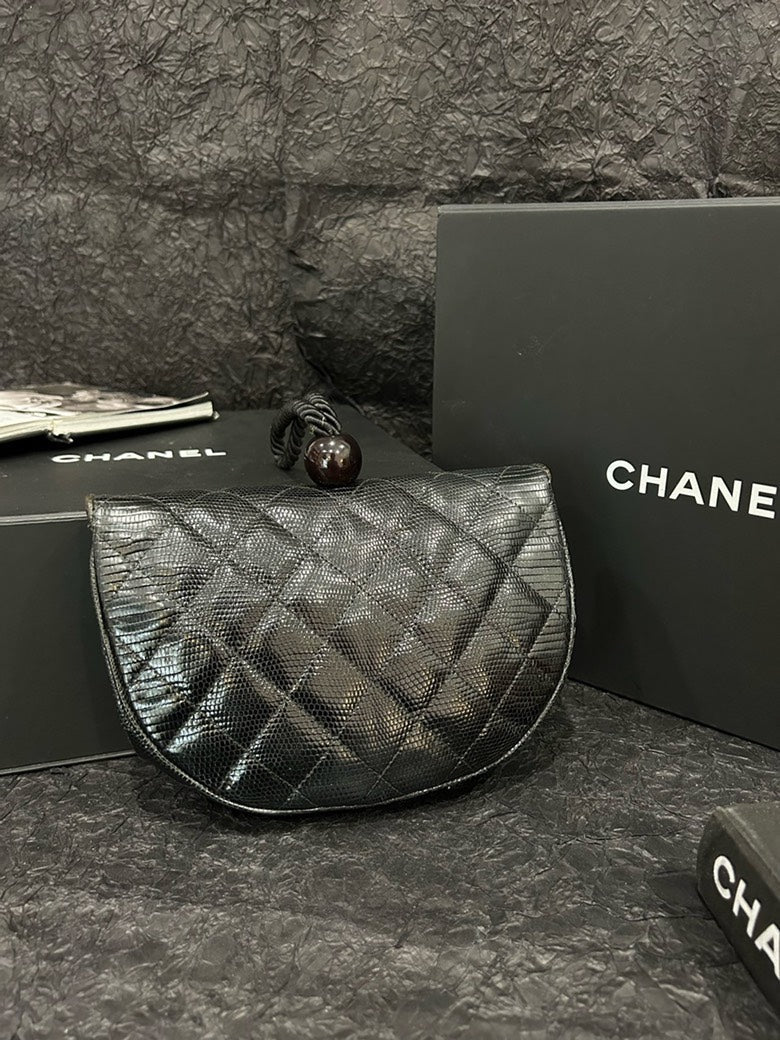 Chanel Saddle Handbag Bag - Almora Bags