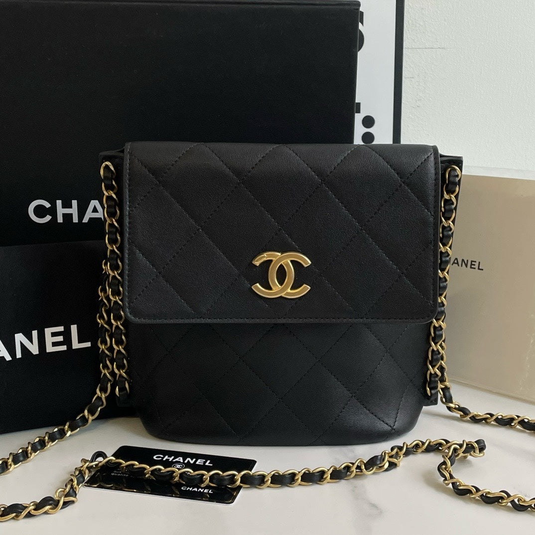 Chanel Shoulder Bag - Almora Bags