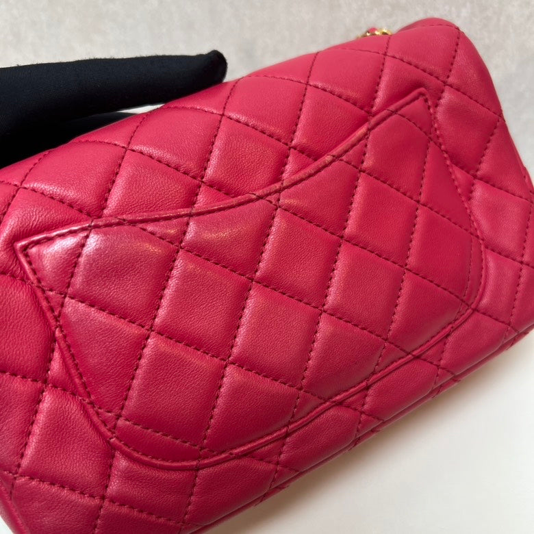 Chanel Shoulder Bag - Almora Bags
