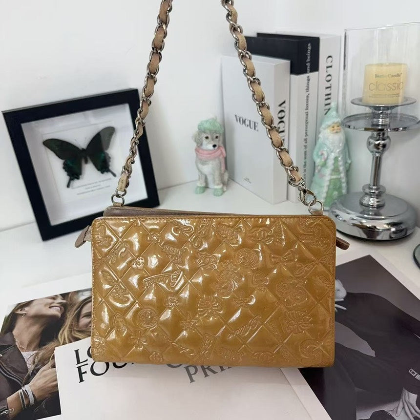 Chanel Shoulder Bag - Almora Bags