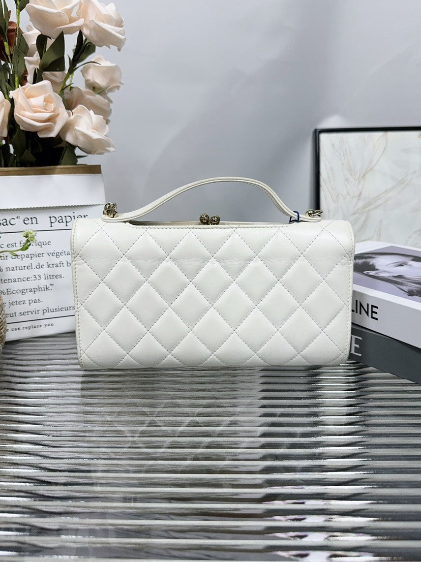 Chanel Shoulder Bag - Almora Bags