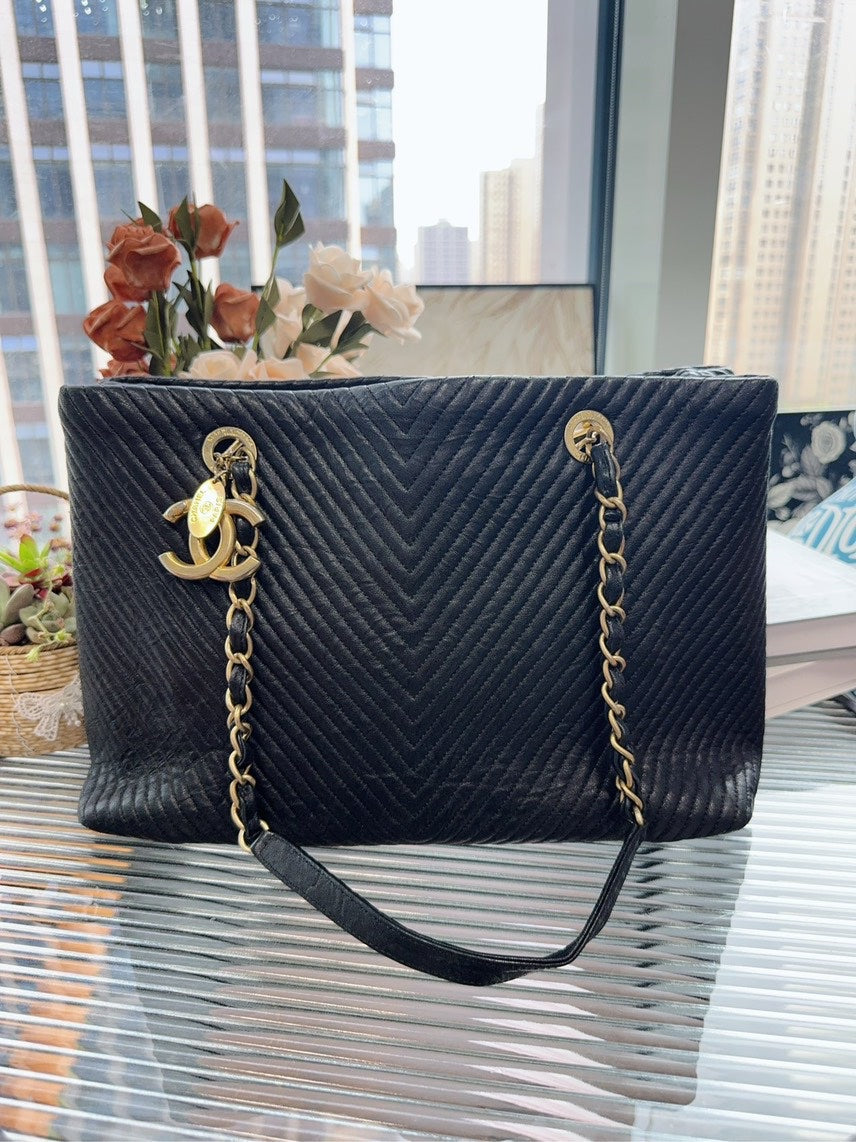 Chanel Shoulder Bag - Almora Bags