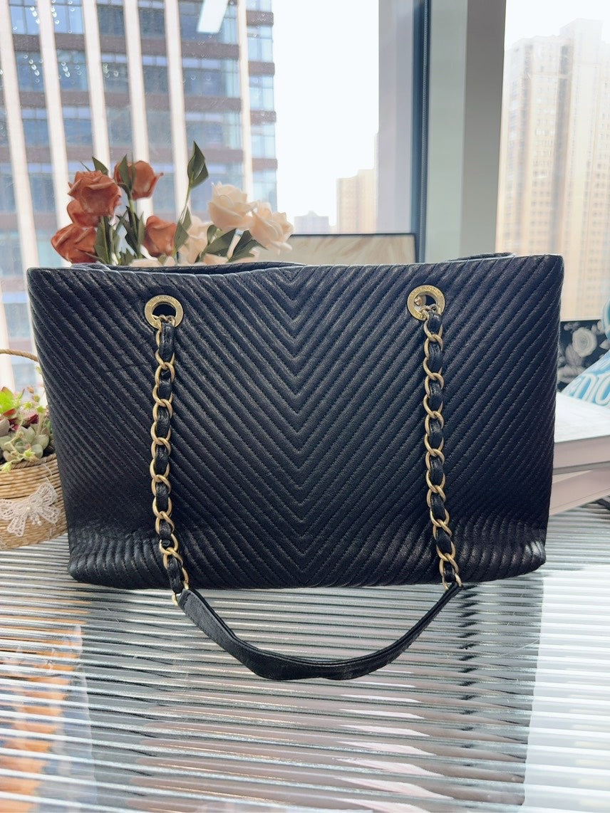 Chanel Shoulder Bag - Almora Bags