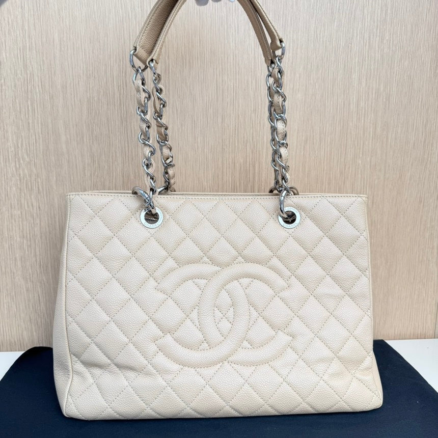 Chanel Tote Bag - Almora Bags