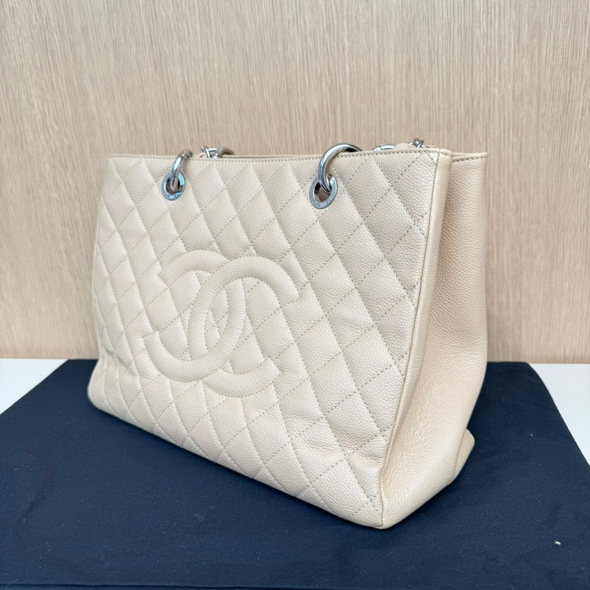 Chanel Tote Bag - Almora Bags