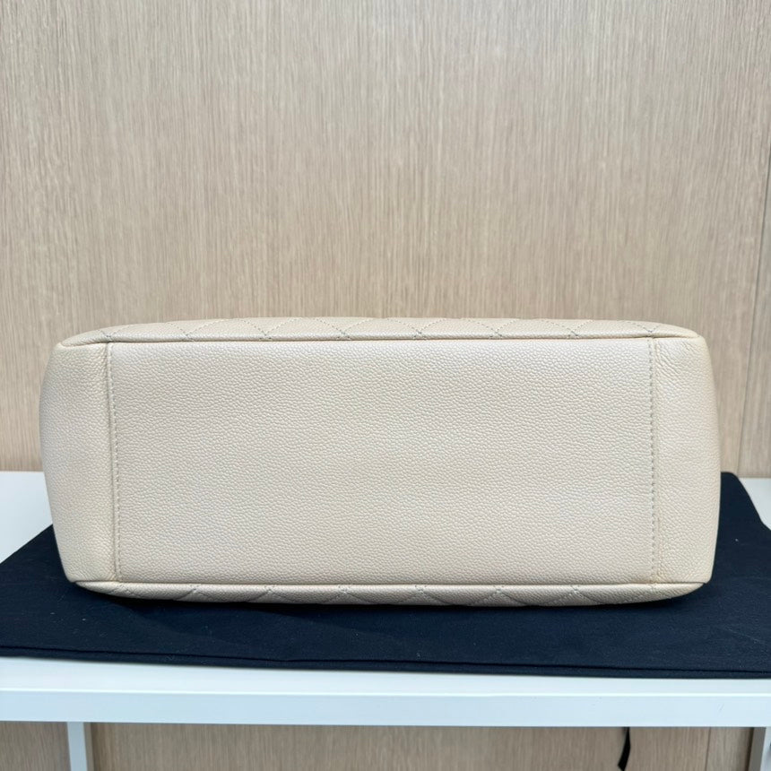 Chanel Tote Bag - Almora Bags