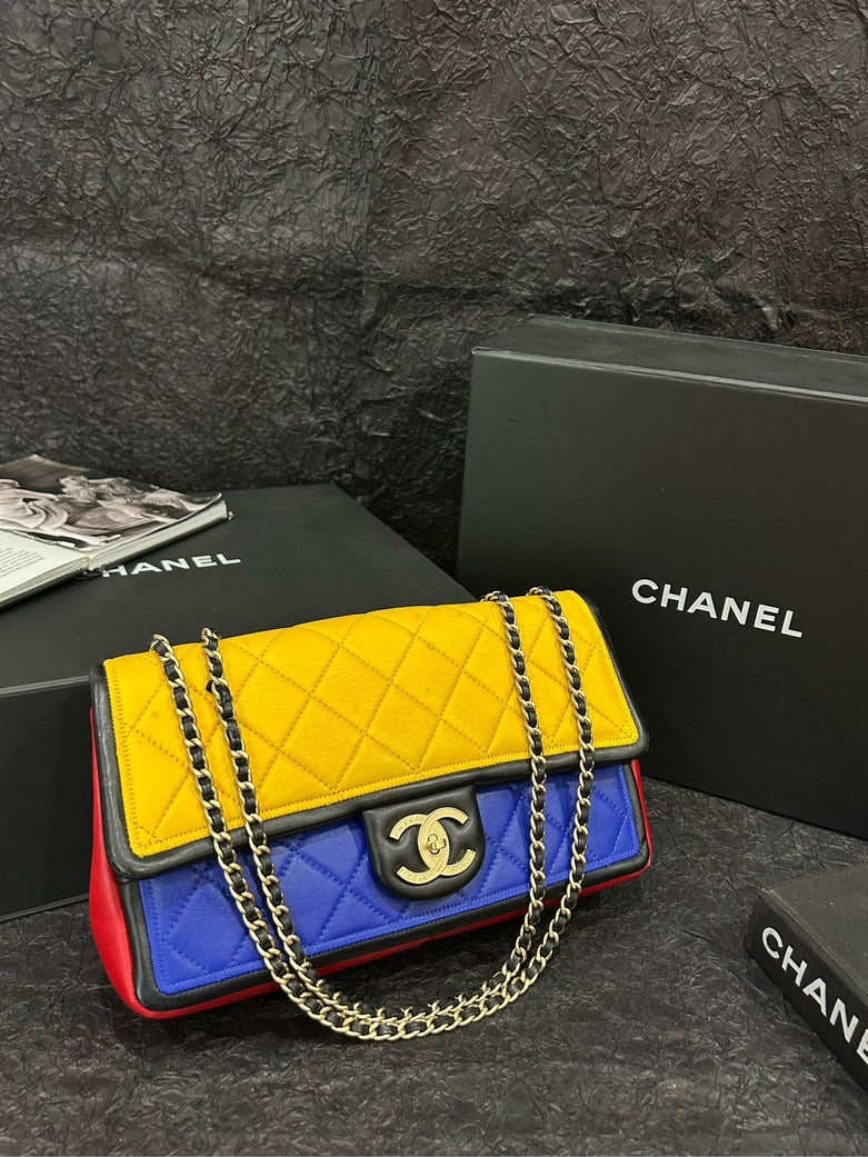 Chanel Shoulder Bag - Almora Bags