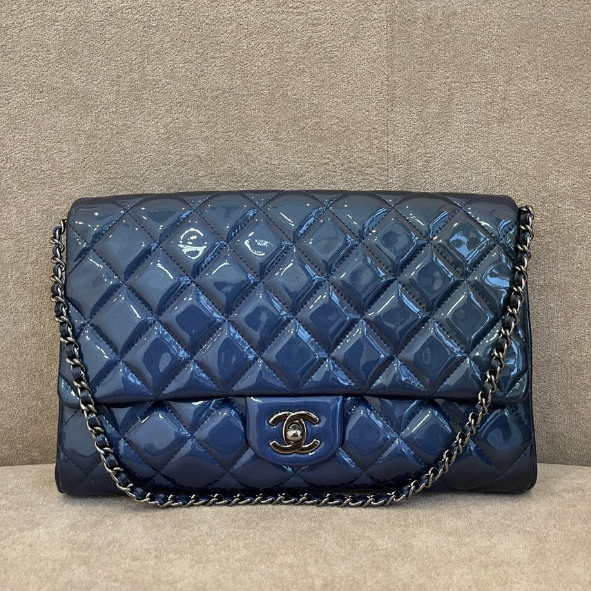 Chanel Shoulder Bag - Almora Bags